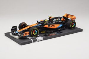McLaren MCL60 #4 L. Norris 2nd Place Hungarian GP 2023 Minichamps 1:18 537233004 Pryskyřice