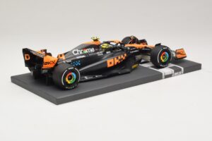 McLaren MCL60 #4 L. Norris 2nd Place Japanese GP 2023 Minichamps 1:18 537233504 Pryskyřice – obrázek 2 z 7