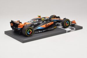 McLaren MCL60 #4 L. Norris Australian GP 2023 Minichamps 1:18 537232104 Pryskyřice – obrázek 2 z 7