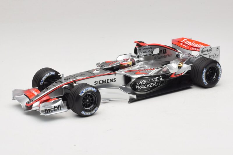 McLaren MP4/21 #3 K. Raikkonen 2006 Minichamps 1:18 530061803 Pryskyřice