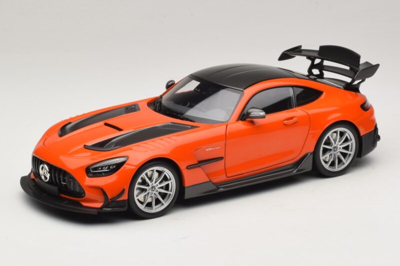 Mercedes AMG GT Black Series C190 Oranžový se Stříbrnými Koly Minichamps 1:18 110032024 Kov