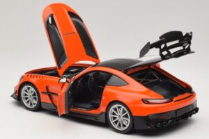 Mercedes AMG GT Black Series C190 Oranžový se Stříbrnými Koly Minichamps 1:18 110032024 Kov – obrázek 5 z 8