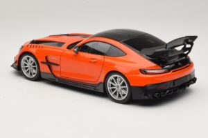 Mercedes AMG GT Black Series C190 Oranžový se Stříbrnými Koly Minichamps 1:18 110032024 Kov – obrázek 7 z 8