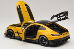 Mercedes AMG GT Black Series C190 Solarbeam Yellow Metallic Minichamps 1:18 110032021 Kov – obrázek 5 z 8