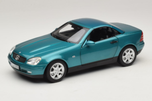 Mercedes SLK R170 Vivianite Green Norev 1:18 183021 Kov – obrázek 3 z 10