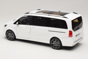 Mercedes V-Class W447 AMG Line Bílý Norev 1:18 183876 Kov – obrázek 7 z 8