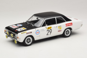 Opel Commodore A #29 J-L. Clarr / J-P. Peyroux Tour de France Automobile 1971 MCG 1:18 MCG18562R Kov