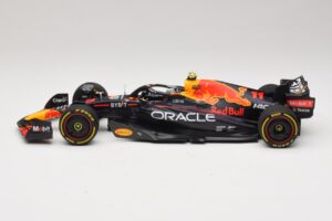 Oracle Red Bull Racing RB18 S. Perez Winner Monaco GP 2022 Minichamps 1:18 110220711 Pryskyřice – obrázek 3 z 7