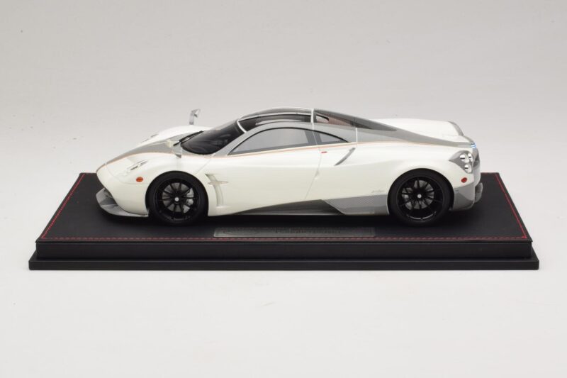 Pagani Huayra Luminous Green AB 1:18 REMC041 Pryskyřice