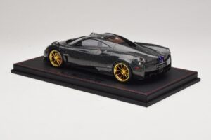 Pagani Huayra Starry Night Sky AB 1:18 REMC039 Pryskyřice – obrázek 5 z 7