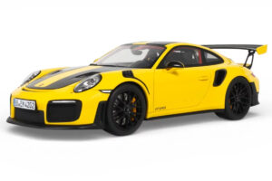 Porsche 911 GT2 RS 991.2 Nurburgring Lap Record Žlutý GT Spirit 1:18 GT972 Pryskyřice
