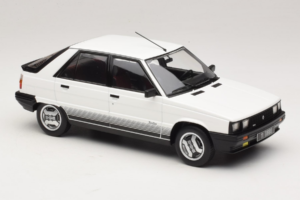 Renault 11 Turbo Bílý MCG 1:18 MCG18589 Kov – obrázek 4 z 6