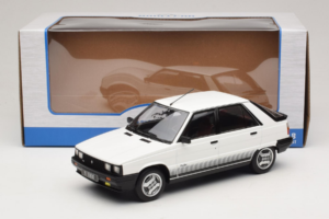 Renault 11 Turbo Bílý MCG 1:18 MCG18589 Kov – obrázek 6 z 6