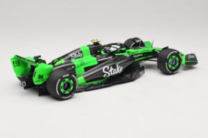 Stake Kick Sauber C44 G. Zhou Emilia Romagna GP 2024 Minichamps 1:18 117240124 Pryskyřice – obrázek 2 z 7