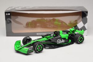 Stake Kick Sauber C44 G. Zhou Emilia Romagna GP 2024 Minichamps 1:18 117240124 Pryskyřice – obrázek 7 z 7