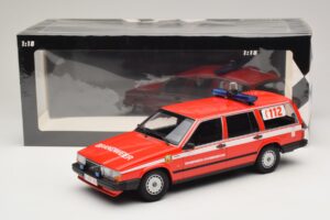 Volvo 740 GL Kombi Brandweer Grobbendonk Minichamps 1:18 155171795 Kov – obrázek 6 z 6
