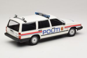 Volvo 740 GL Kombi Politi Norway Minichamps 1:18 155171796 Kov – obrázek 2 z 6