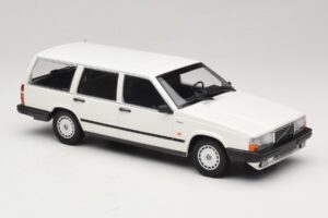 Volvo 740 GL Kombi Bílý Minichamps 1:18 155171772 Kov – obrázek 4 z 6