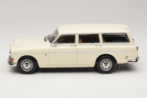 Volvo Amazon Kombi Pearl White Norev 1:18 188750 Kov – obrázek 3 z 6