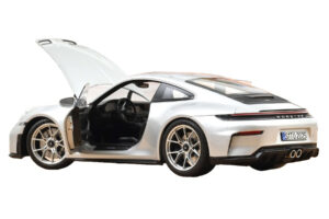 Porsche 911 992.2 GT3 Touring Package GT Silver Metallic Norev 1:18 187002 Kov – obrázek 2 z 5