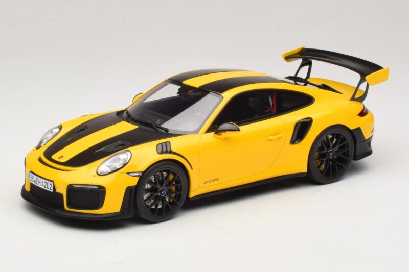 Porsche 911 GT2 RS 991.2 Nurburgring Lap Record Žlutý GT Spirit 1:18 GT972 Pryskyřice