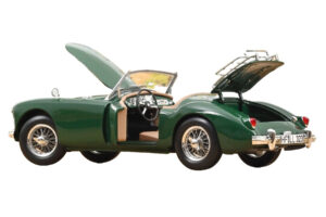 MG MGA British Racing Green Norev 1:18 182610 Kov – obrázek 2 z 5