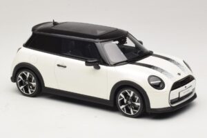 Mini Cooper S F66 Nanuq White Metallic Otto 1:18 OT1245 Pryskyřice – obrázek 4 z 6