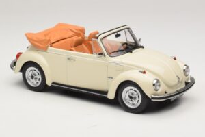 Volkswagen 1303 Kabriolet Cream White Norev 1:18 188535 Kov – obrázek 4 z 6