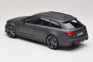 Audi RS6 C7 Avant Daytona Grey Minichamps 1:18 5011216225 Kov – obrázek 6 z 8