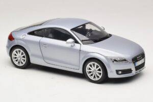 Audi TT 8N Silverblue Metallic Minichamps 1:18 100015020 Kov – obrázek 6 z 8