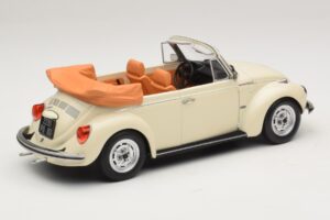 Volkswagen 1303 Kabriolet Cream White Norev 1:18 188535 Kov – obrázek 2 z 6