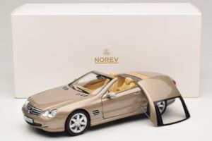 Mercedes SL500 R230 Travertine Beige Norev 1:18 183843 Kov – obrázek 9 z 9