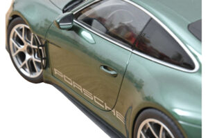 Porsche 911 992 S/T Malachite Green Metallic Norev 1:12 127552 Kov – obrázek 4 z 4