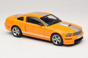 Ford Mustang GT S197 Grabber Orange Metallic AUTOart 1:18 73117-A1 Kov – obrázek 6 z 8