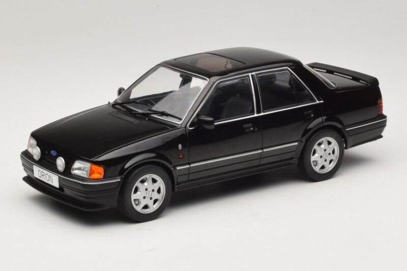 Ford Orion Mk2 RS Package Černý MCG 1:18 MCG18649 Kov