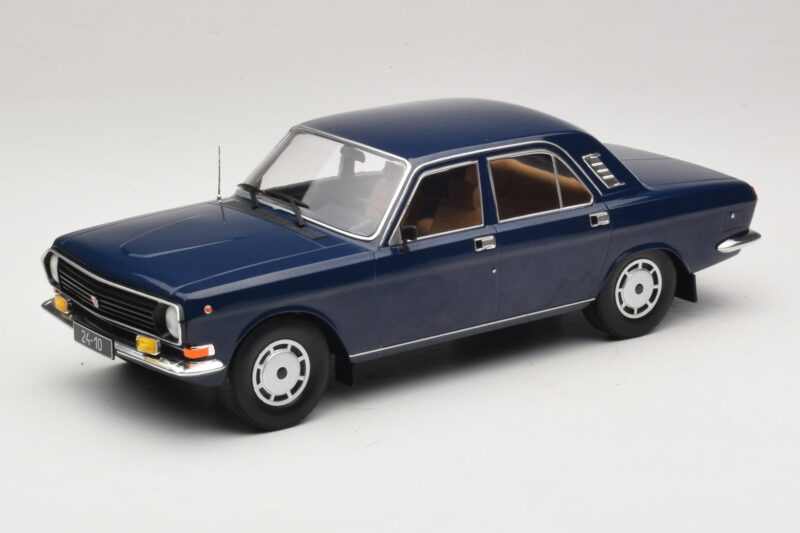 GAZ Volga GAZ-24-10 Tmavě Modrý MCG 1:18 MCG18014 Kov