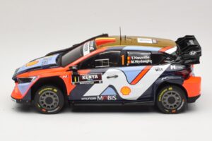 Hyundai i20 N Rally1 #1 T. Neuville / M. Wydaeghe Safari Rally Kenya 2025 IXO 1:18 18RMC247B Kov – obrázek 3 z 6