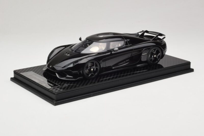 Koenigsegg Regera Černý Karbonový Balíček Béžový Interiér FrontiArt 1:18 REMC042 Pryskyřice