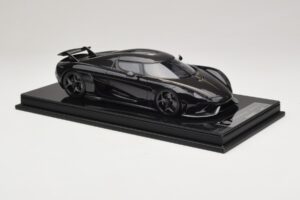 Koenigsegg Regera Černý Karbonový Balíček FrontiArt 1:18 F079-179 Pryskyřice – obrázek 4 z 7