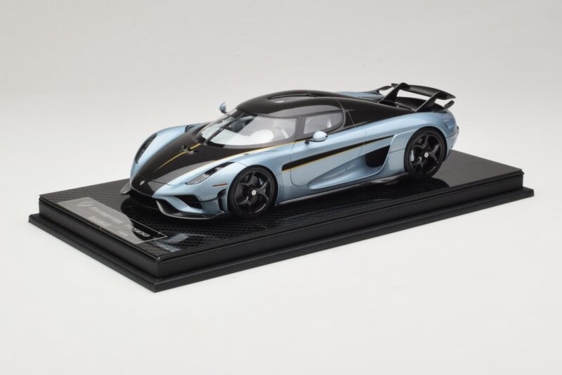 Koenigsegg Regera Modrý Karbonový Balíček FrontiArt 1:18 F079-173 Pryskyřice