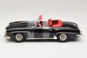 Mercedes 190 SL W121 Roadster Černý ERTL 1:18 7464 Kov – obrázek 3 z 6