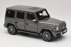 Mercedes G-Class W465 Classic Grey Norev 1:18 183035 Kov – obrázek 4 z 6