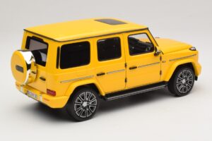 Mercedes G-Class W465 Sun Yellow Norev 1:18 183038 Kov – obrázek 2 z 6