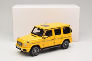 Mercedes G-Class W465 Sun Yellow Norev 1:18 183038 Kov – obrázek 6 z 6
