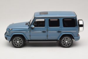 Mercedes G-Class W465 Vintage Blue Norev 1:18 183034 Kov – obrázek 3 z 6