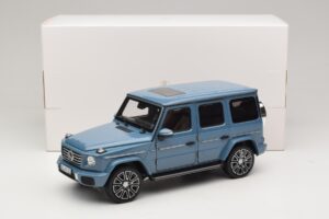 Mercedes G-Class W465 Vintage Blue Norev 1:18 183034 Kov – obrázek 6 z 6