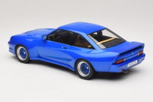 Opel Manta B Modrá Metalíza MCG 1:18 MCG18258 Kov – obrázek 5 z 6