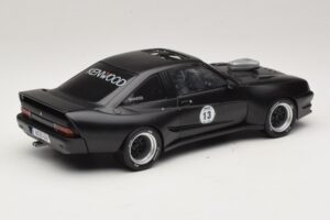 Opel Manta B Custom Matná Černá Kenwood MCG 1:18 MCG18095 Kov – obrázek 2 z 6