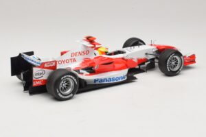 Panasonic Toyota Racing TF106 #12 R. Schumacher 2006 Minichamps 1:18 AM59557K Kov – obrázek 2 z 7