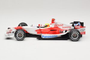 Panasonic Toyota Racing TF106 #12 R. Schumacher Presentation 2006 Minichamps 1:18 AM59553G Kov – obrázek 3 z 6